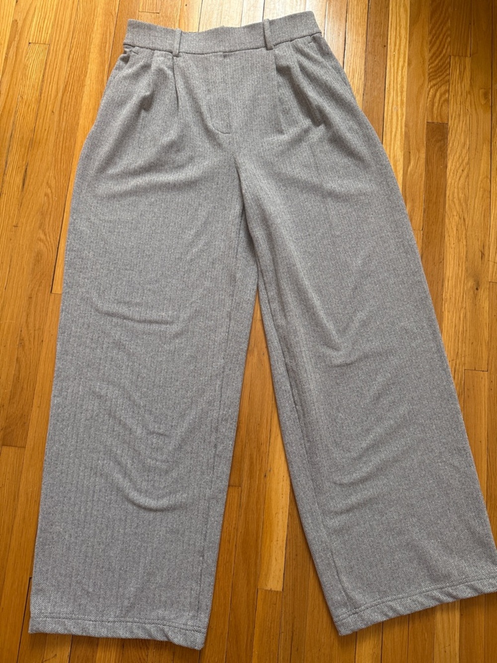 Lululemon women’s Wide Leg Gray Pinstripe Trousers Size S